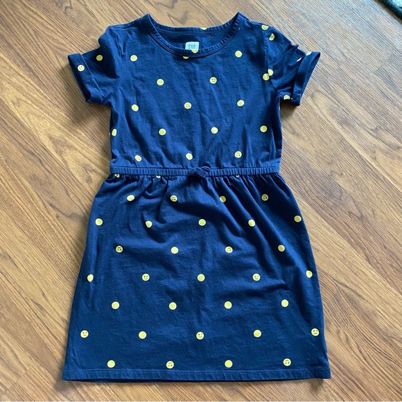 Gap size girl’s medium dress - Picture 2 of 4